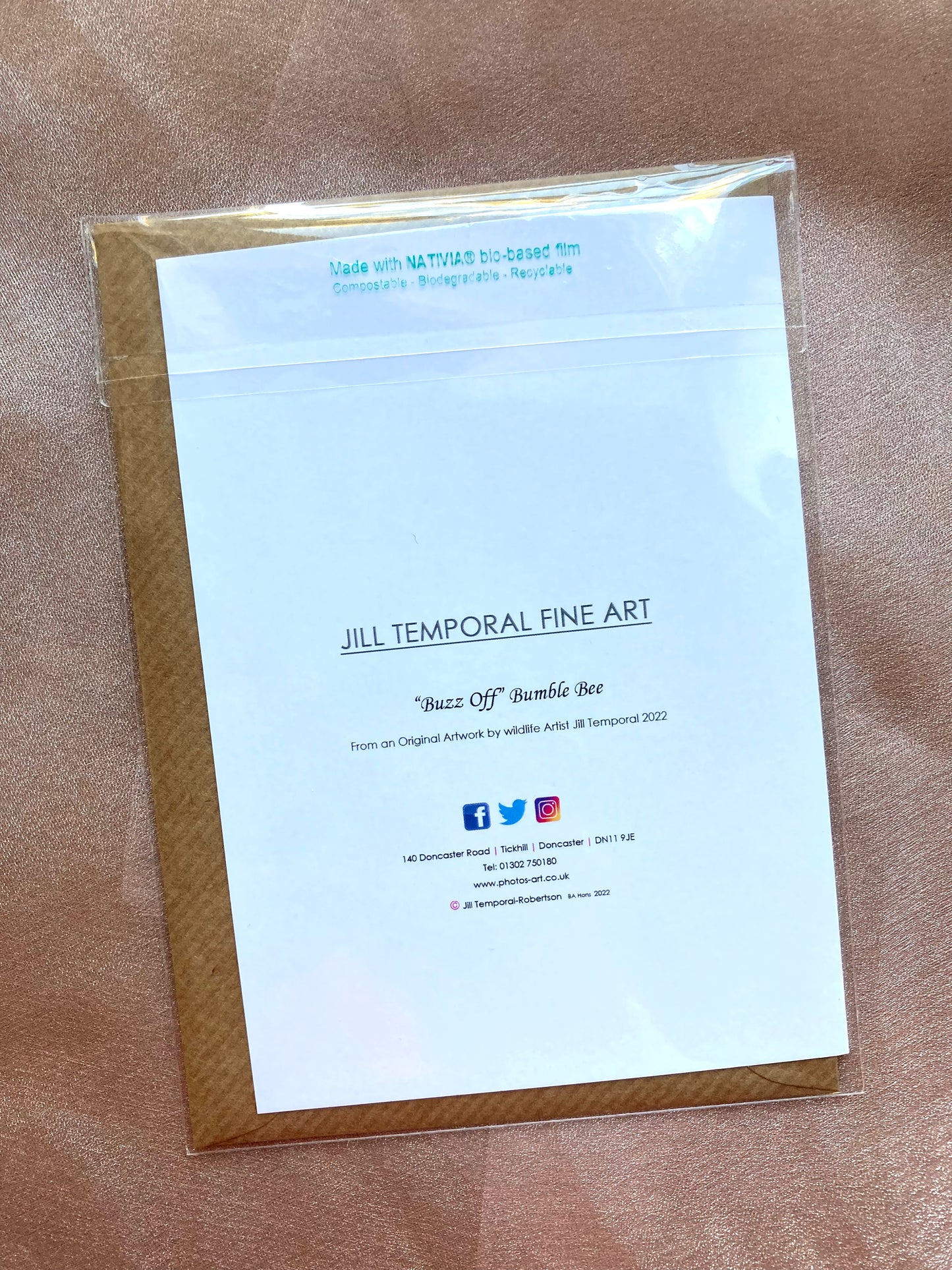 A6 Greetings card Bee with Brown Kraft envelope