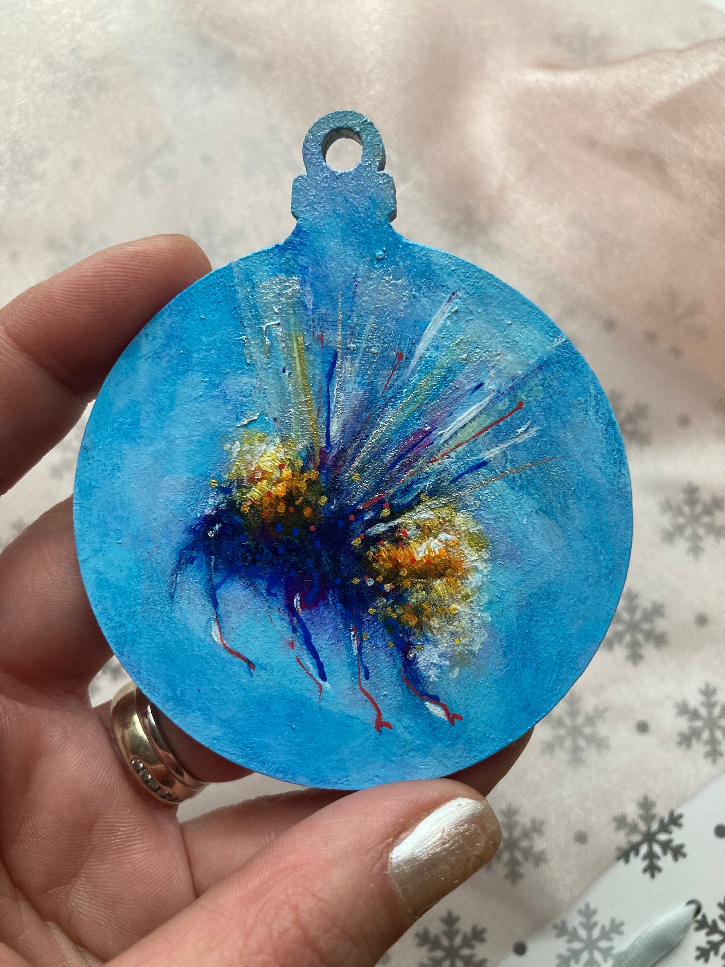 Hand painted Hanging Ornament (Bee blue)
